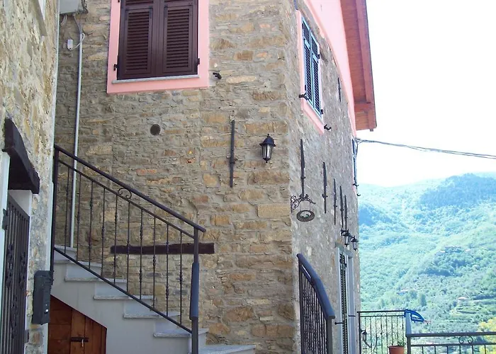 Il Nido Delle Rondini Testico