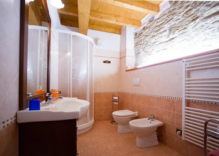 Lantgård Il Nido Delle Rondini Testico